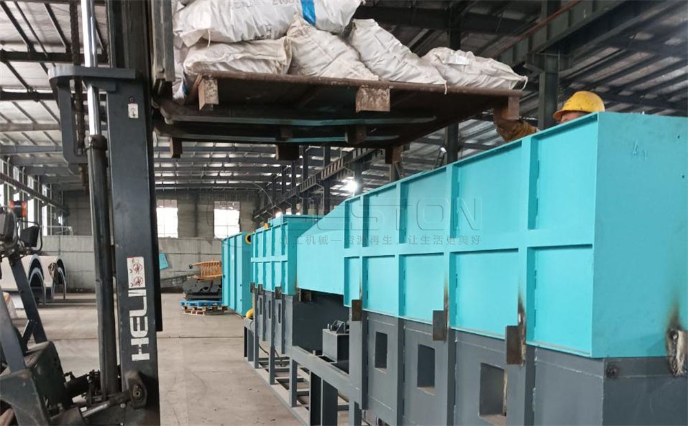 芬蘭BST-10木屑炭化設備發(fā)貨