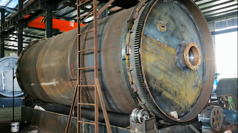 廢輪胎裂解產(chǎn)物有炭黑嗎？輪胎裂解炭黑有什么用